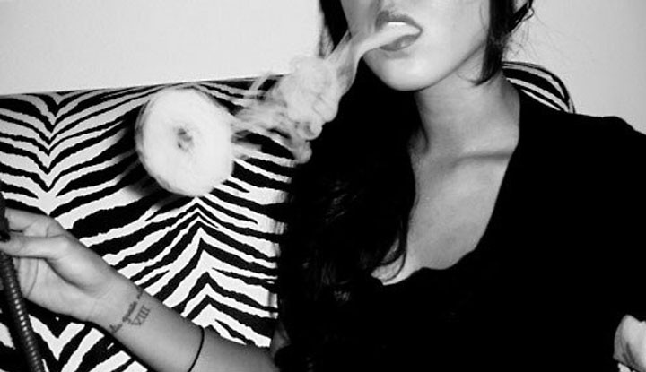 Как пускать кольца из дыма кальяна